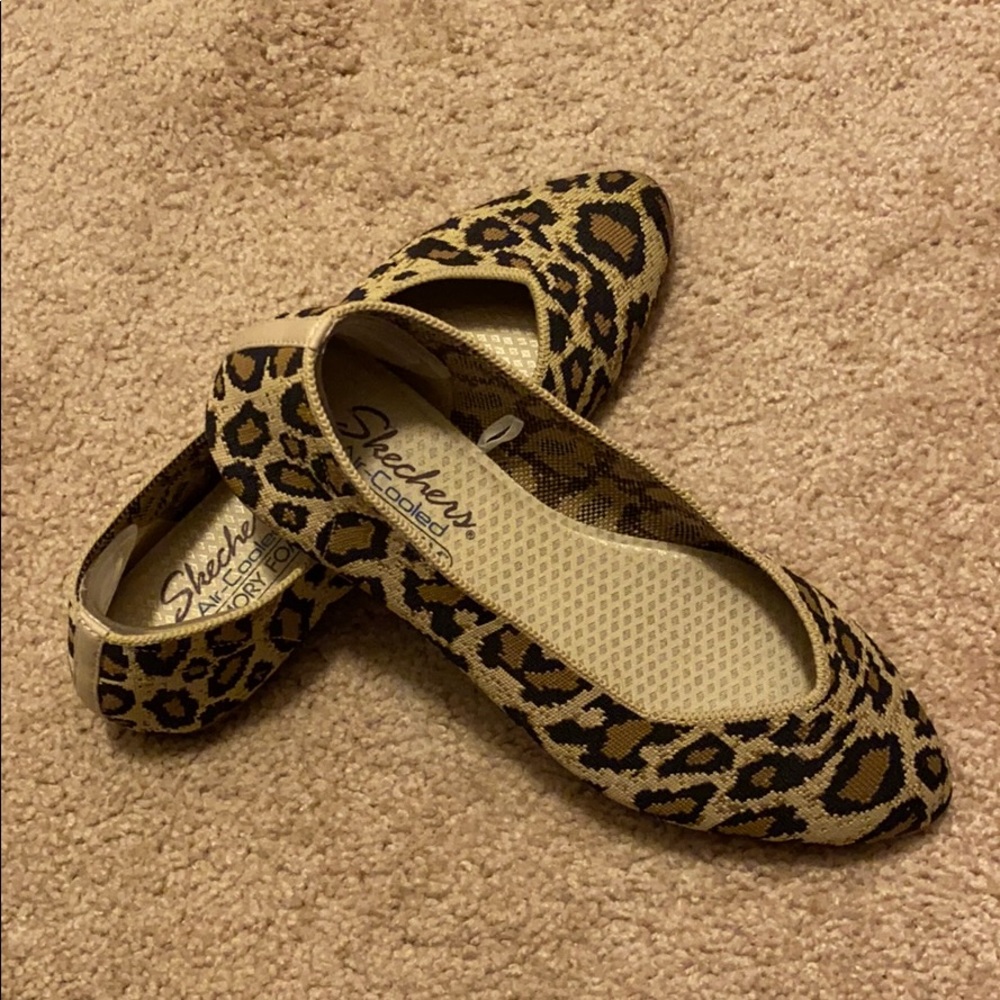 Sketchers Leopard Print Flats